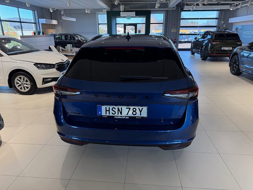 Bild 3 av Škoda Superb iV Kombi