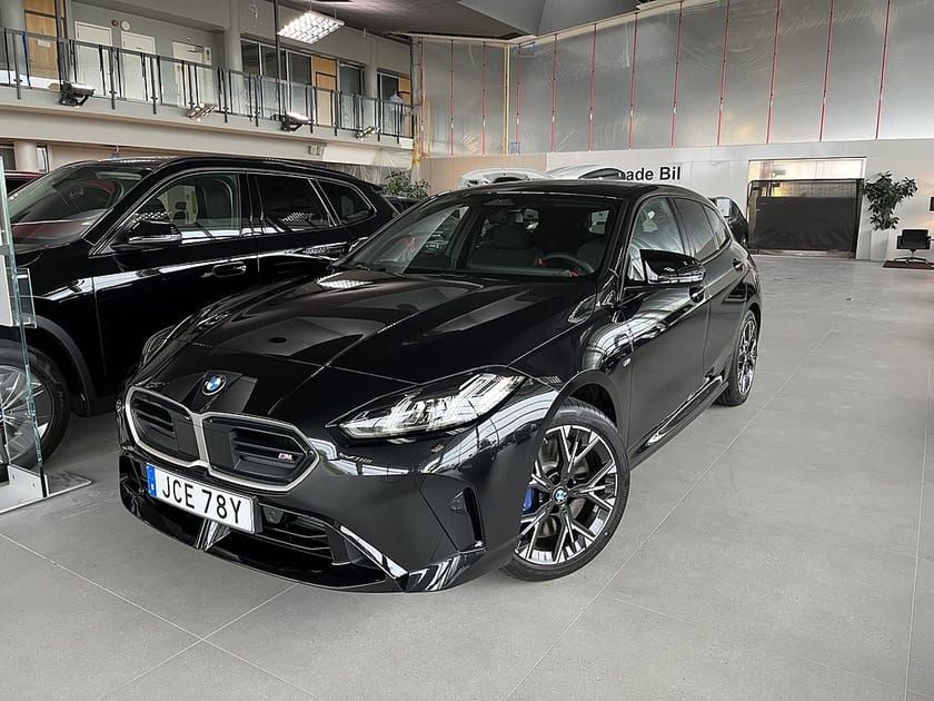 Bild 1 av BMW M135 xDrive