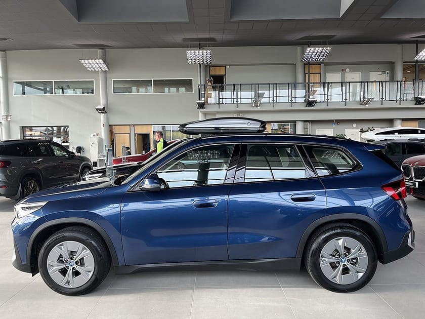 Bild 3 av BMW iX1 xDrive30
