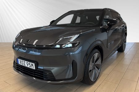 Lynk & Co 08 PHEV