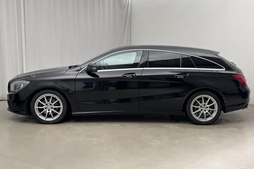 Bild 2 av Mercedes-Benz CLA 220 d Shooting Brake