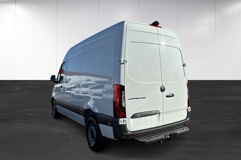 Bild 4 av Mercedes-Benz eSprinter 414 81 kWh