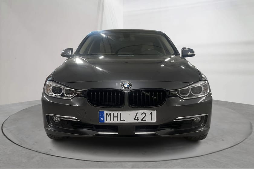 Bild 5 av BMW 328i xDrive Sedan
