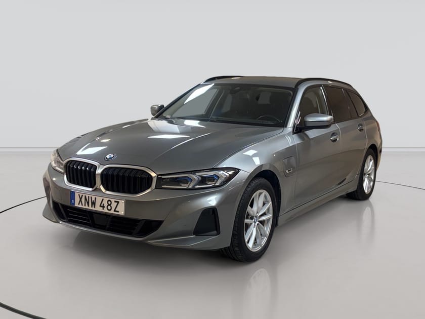 Bild 1 av BMW 330e xDrive Touring