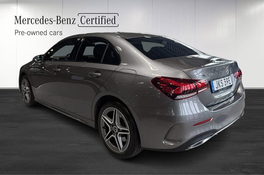 Bild 3 av Mercedes-Benz A 250 e Sedan