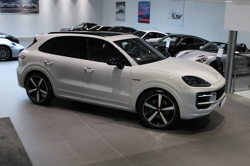 Bild 3 av Porsche Cayenne E-Hybrid