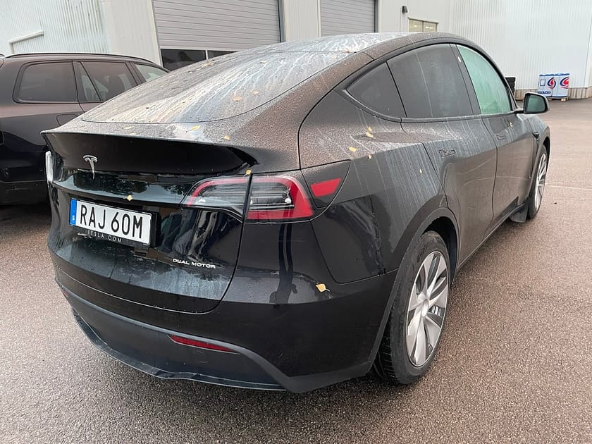 Bild 3 av Tesla Model Y Long Range AWD