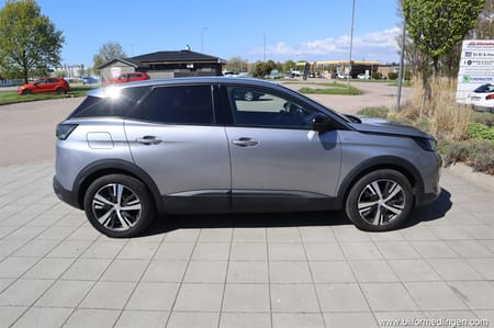 Peugeot 3008 HYBRID 225
