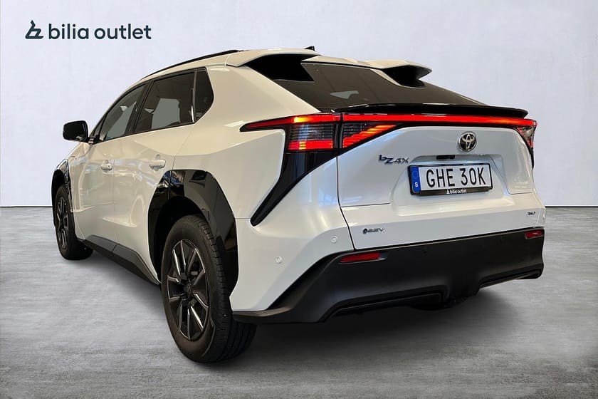 Bild 4 av Toyota bZ4X