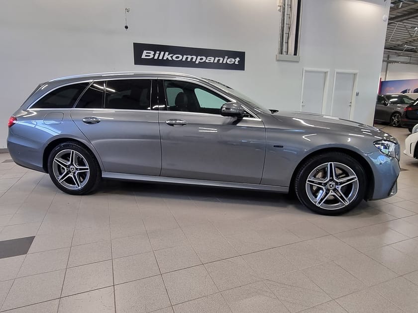 Bild 2 av Mercedes-Benz E 300 T de 4MATIC