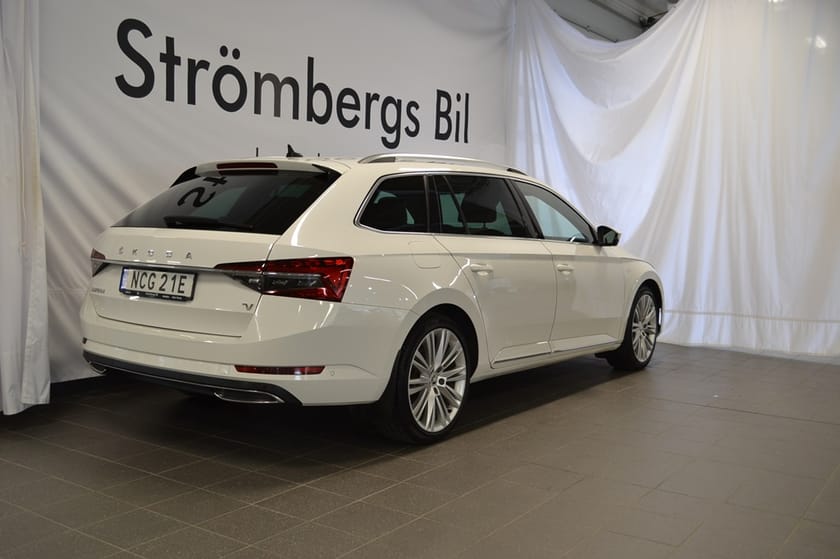 Bild 4 av Škoda Superb iV Kombi
