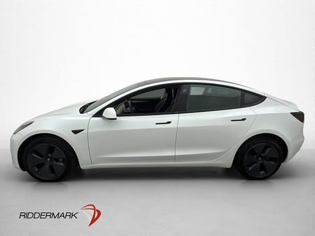 Tesla Model 3 Standard Range Plus