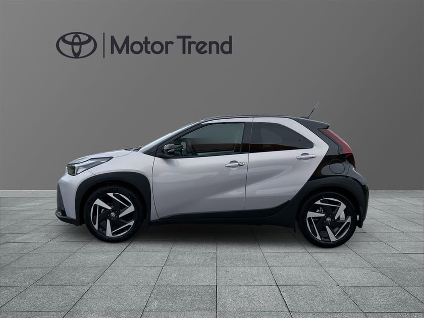 Bild 3 av Toyota Aygo X Hybrid