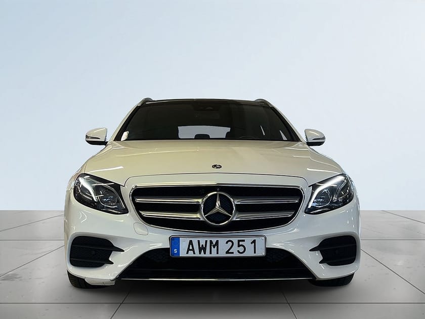 Bild 2 av Mercedes-Benz E 220 T d 4MATIC
