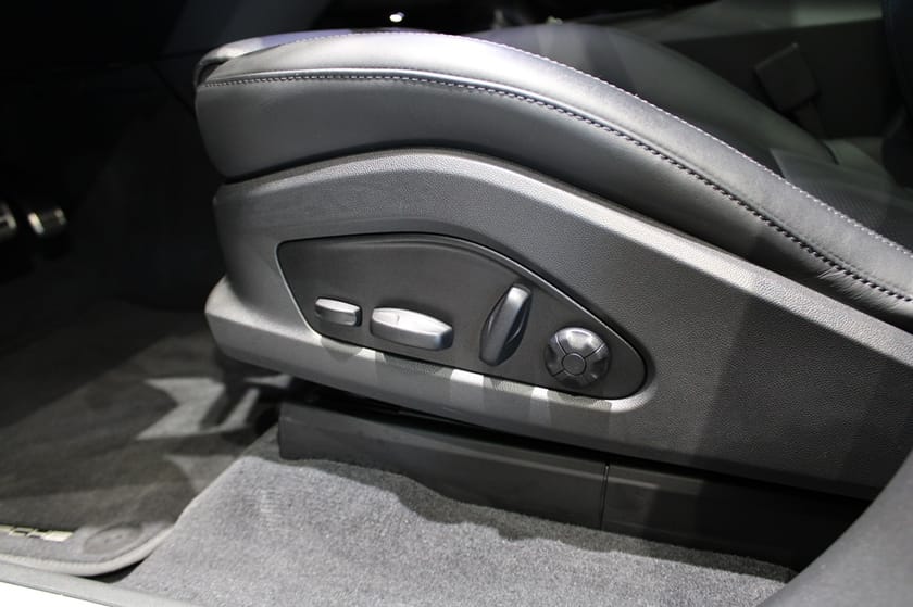 Bild 4 av Porsche Macan 4S Electric