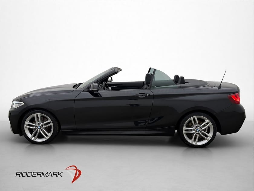 Bild 4 av BMW 220i Convertible