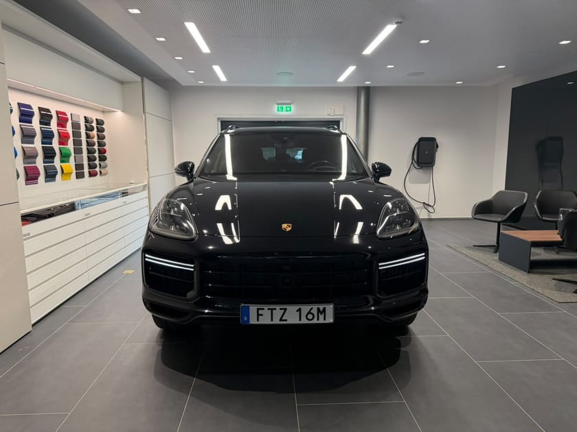 Bild 3 av Porsche Cayenne Turbo S E-Hybrid