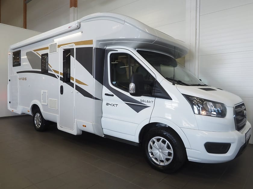 Bild 2 av Caravans International Campervan Ford