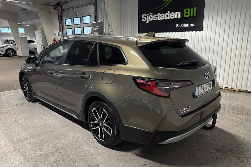 Bild 3 av Toyota Corolla TREK Hybrid