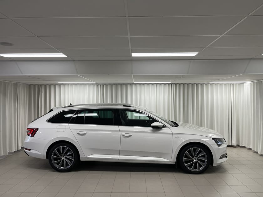 Bild 2 av Škoda Superb Kombi