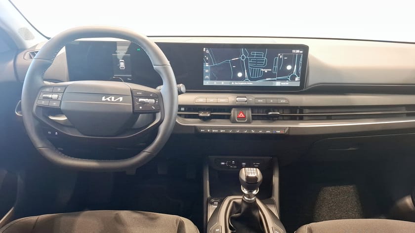 Bild 4 av Kia K4 Sportswagon