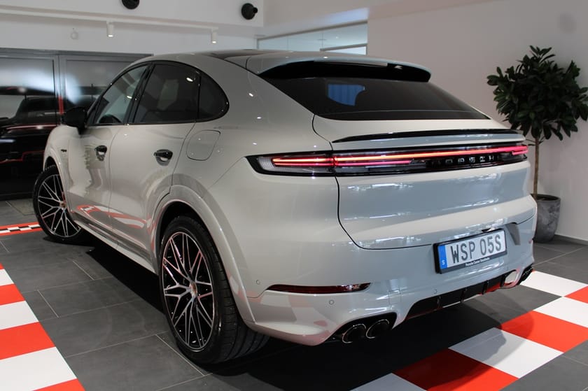 Bild 2 av Porsche Cayenne E-Hybrid Coupé