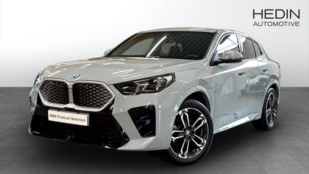BMW iX2 xDrive30