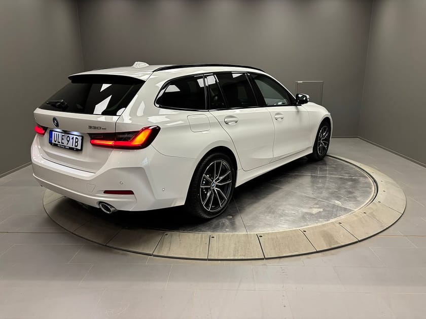 Bild 5 av BMW 330e xDrive Touring
