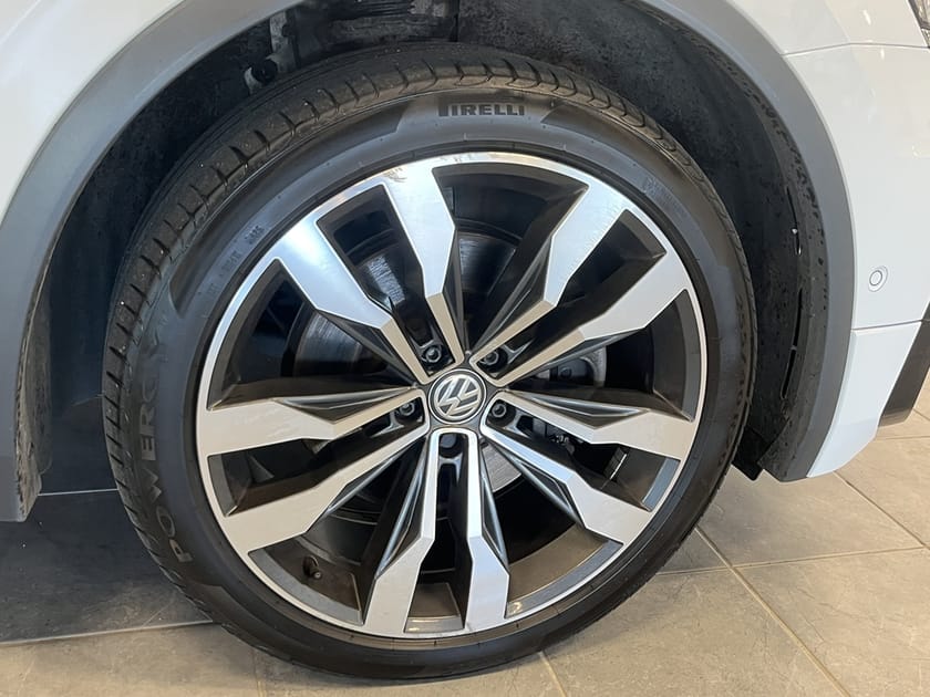 Bild 3 av Volkswagen Tiguan Allspace 7-sätes