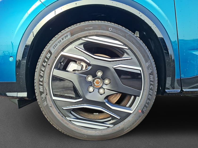 Bild 5 av Peugeot E-3008