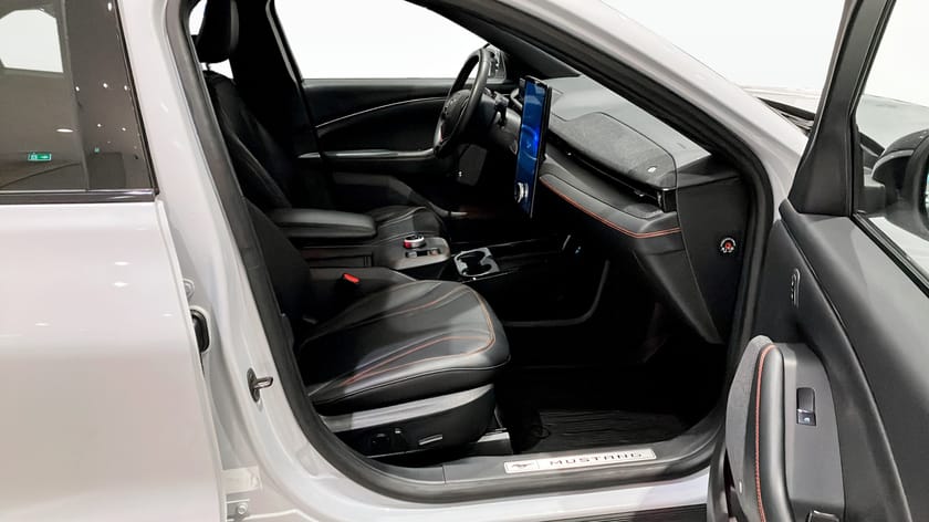 Bild 3 av Ford Mustang Mach-E Standard Range AWD