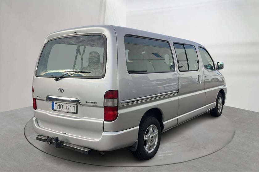 Bild 3 av Toyota HiAce Minibuss