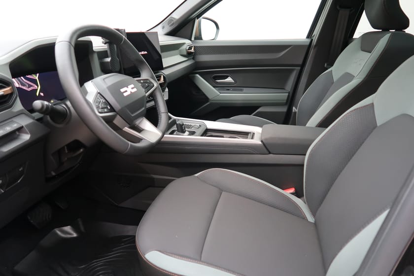 Bild 4 av Dacia Bigster Hybrid 155