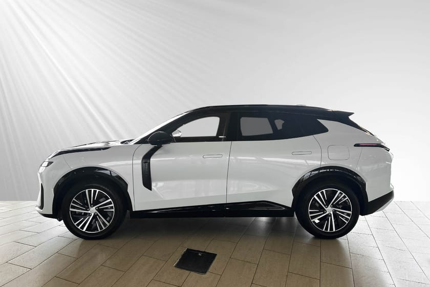 Bild 2 av Lynk & Co 08 PHEV