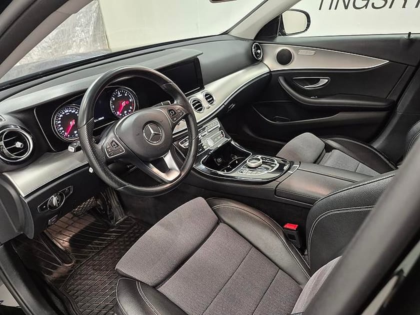 Bild 2 av Mercedes-Benz E 220 T d