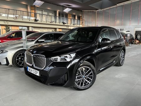 BMW iX1 xDrive30