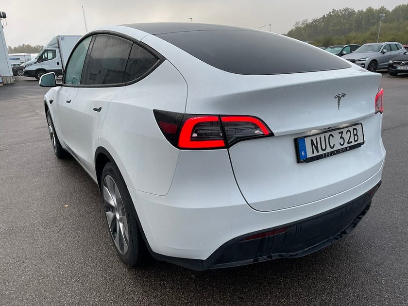 Bild 4 av Tesla Model Y Standard Range RWD