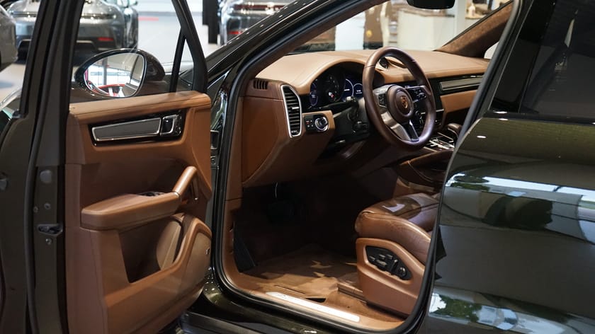 Bild 4 av Porsche Cayenne E-Hybrid Coupé