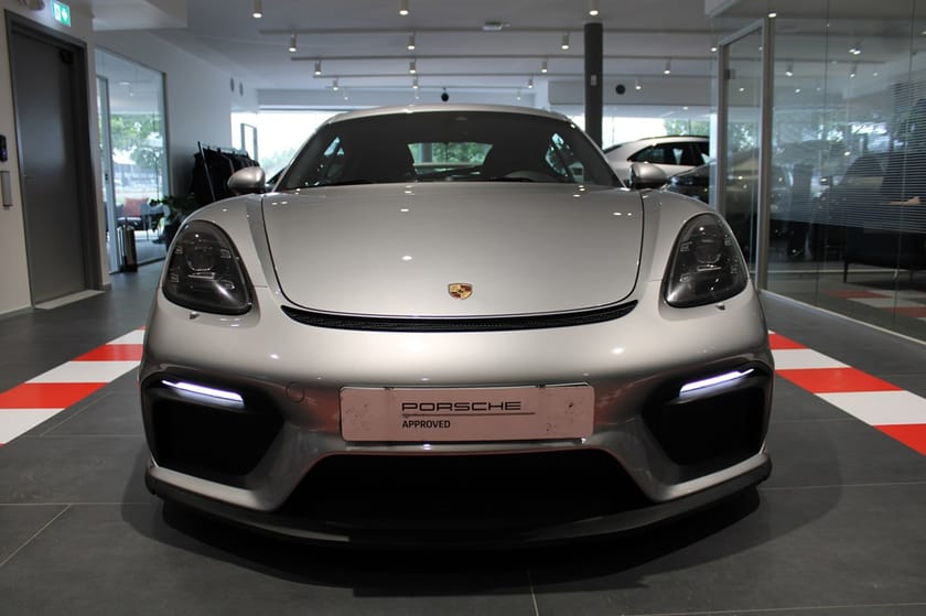 Bild 3 av Porsche 718 Cayman GT4