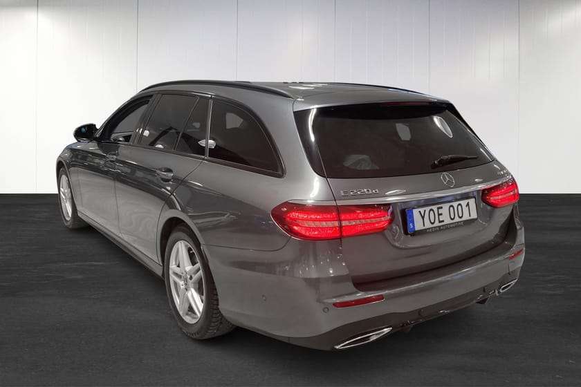 Bild 3 av Mercedes-Benz E 220 T d 4MATIC