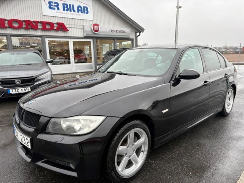 Bild 1 av BMW 325i Sedan