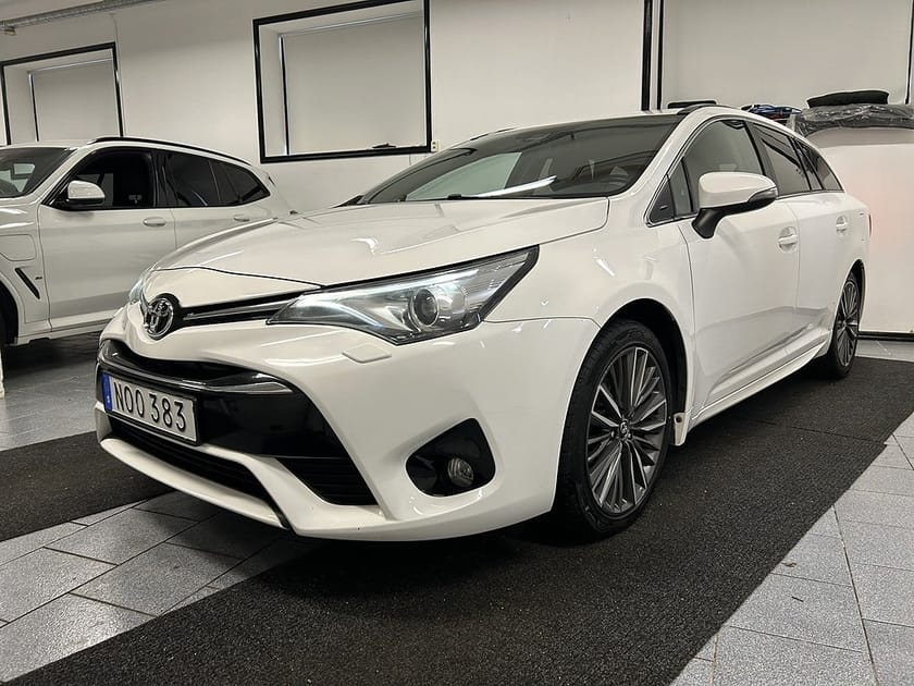 Bild 1 av Toyota Avensis Kombi