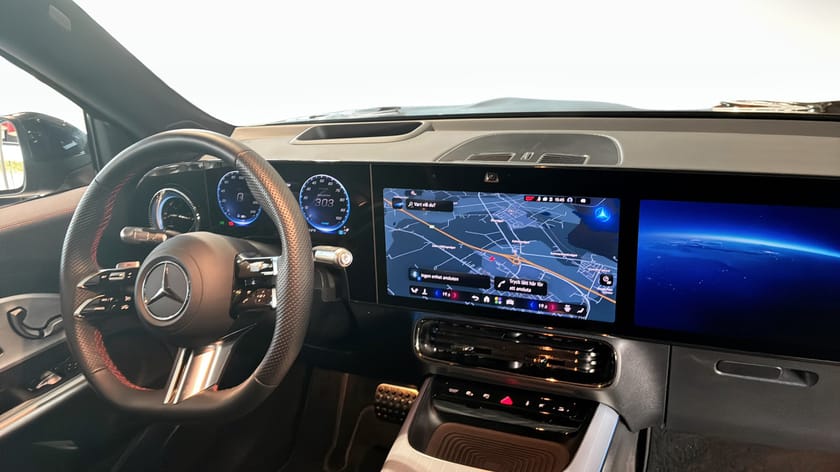 Bild 4 av Mercedes-Benz GLB 250+ EQ