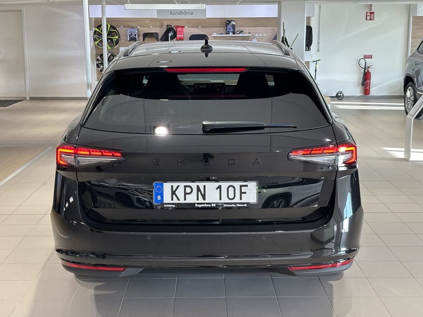 Bild 3 av Škoda Superb iV Kombi