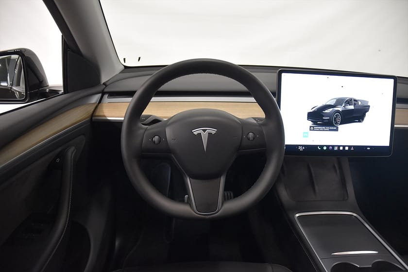 Bild 2 av Tesla Model Y Performance