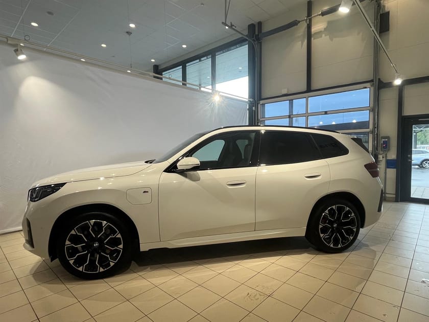 Bild 3 av BMW X3 30e xDrive