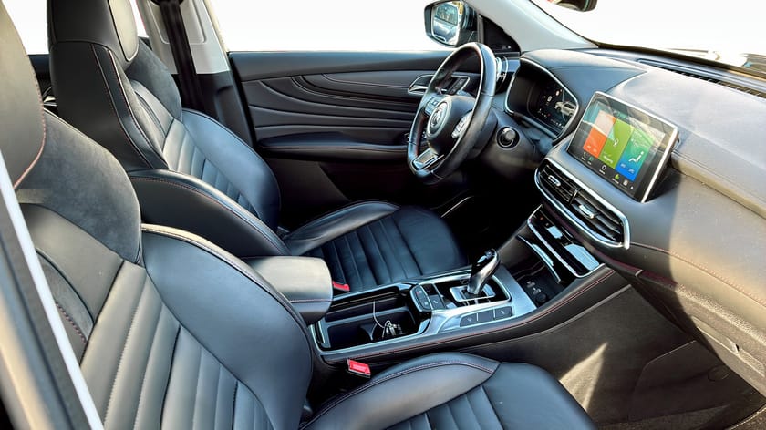 Bild 3 av MG EHS PHEV