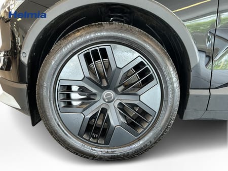 Volvo EX30 Cross Country Twin Motor Performance