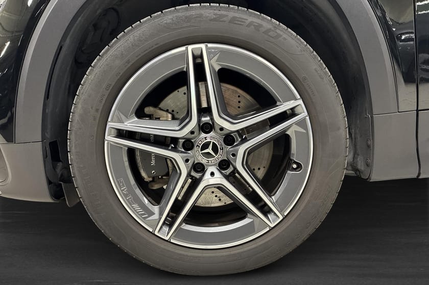Bild 5 av Mercedes-Benz GLB 220 d 4MATIC