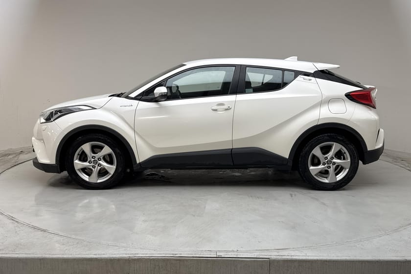 Bild 2 av Toyota C-HR Hybrid